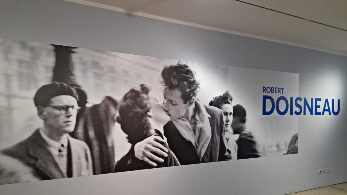 Robert Doisneau: “il bacio” più famoso del mondo